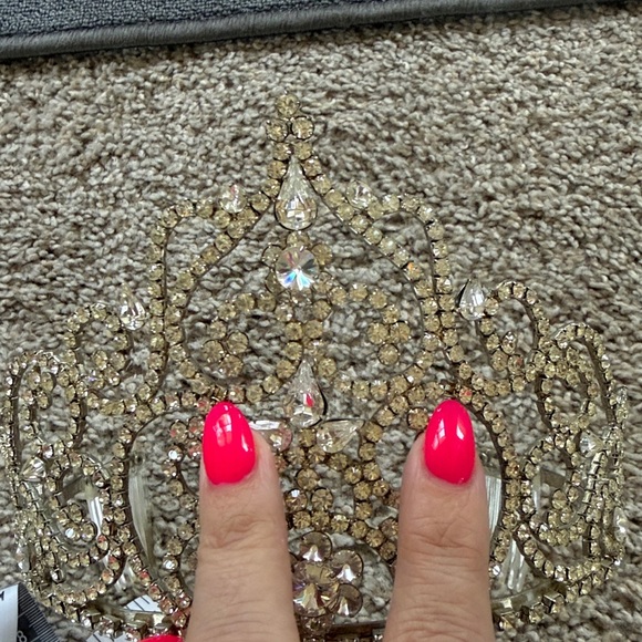 Vintage 70’s 80’s Adult Tiara & Box Collectors  Item - Picture 8 of 9